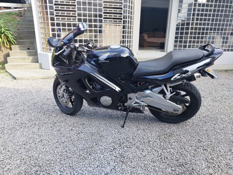 cbr 600f  1997 bento goncalves