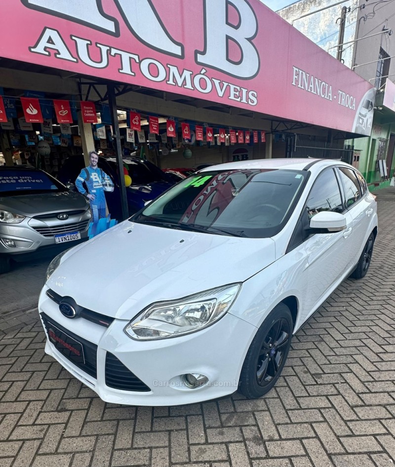 FOCUS 1.6 S 16V FLEX 4P MANUAL - 2014 - PAROBé