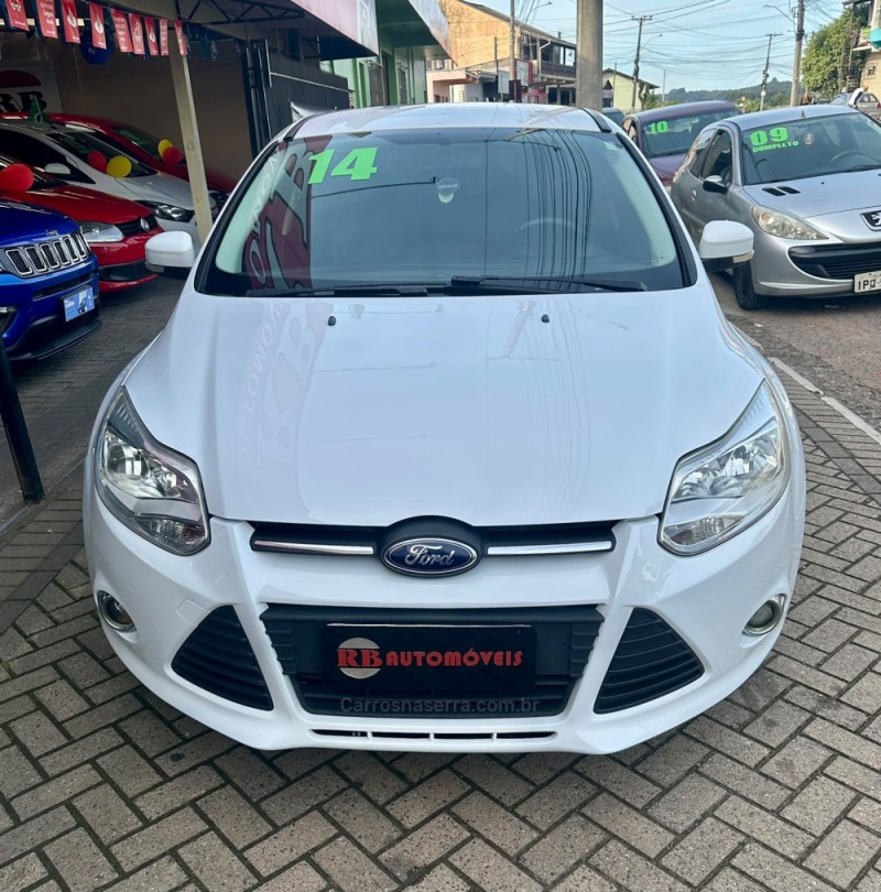 FOCUS 1.6 S 16V FLEX 4P MANUAL - 2014 - PAROBé