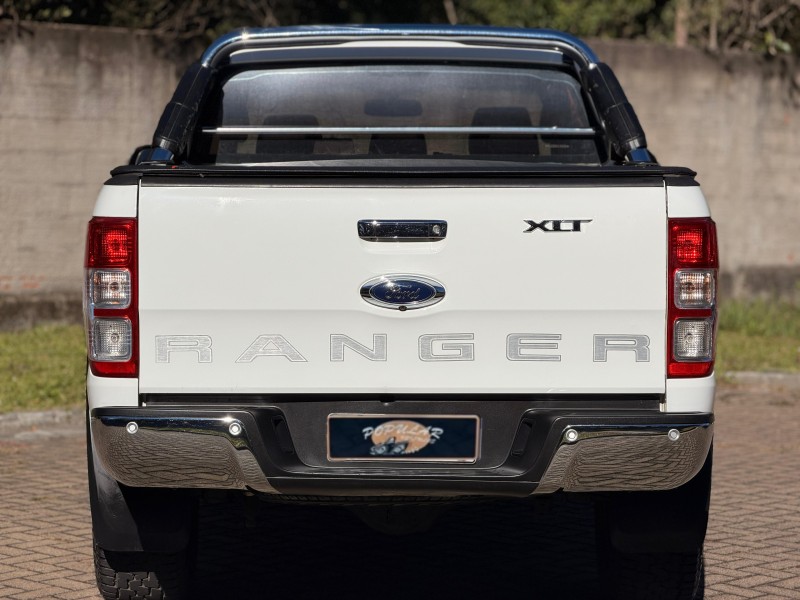 RANGER 3.2 XLT 4X4 CD 20V DIESEL 4P AUTOMÁTICO - 2017 - CANELA