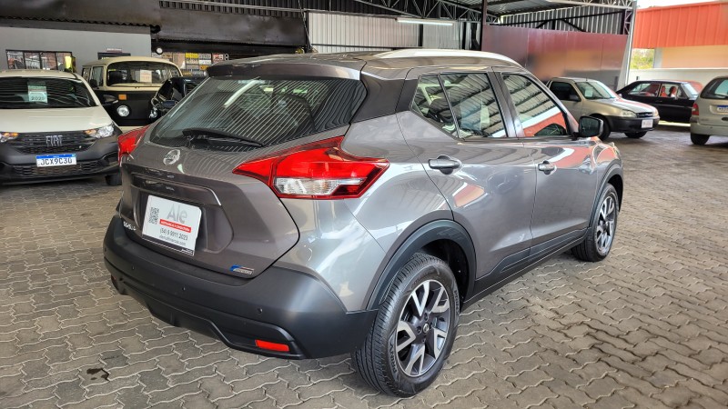 KICKS 1.6 16V FLEX S XTRONIC 4P AUTOMÁTICO - 2018 - GARIBALDI