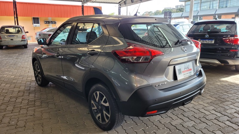 KICKS 1.6 16V FLEX S XTRONIC 4P AUTOMÁTICO - 2018 - GARIBALDI