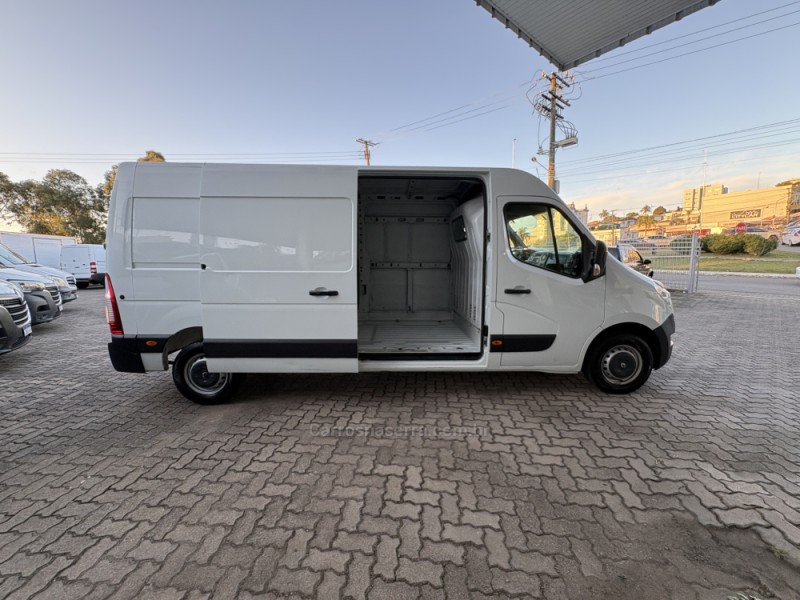 MASTER 2.3 EXTRA FURGÃO L3H2 16V TURBO INTERCOOLER DIESEL 4P MANUAL - 2015 - FARROUPILHA