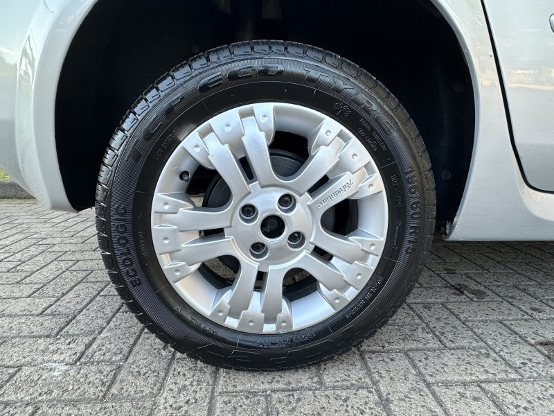 STILO 1.8 MPI 8V FLEX 4P MANUAL - 2006 - CAXIAS DO SUL
