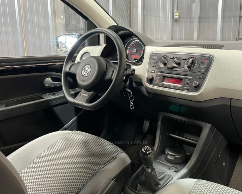 UP 1.0 TSI MOVE UP 12V FLEX 4P MANUAL - 2016 - VACARIA