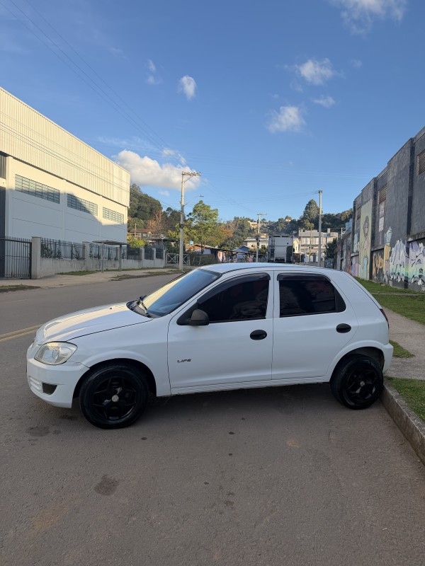 CELTA 1.0 MPFI SPIRIT 8V FLEX 4P MANUAL - 2008 - CAXIAS DO SUL
