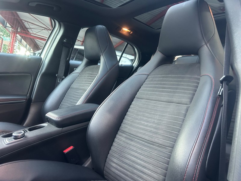 GLA 250 2.0 16V TURBO GASOLINA ENDURO 4P AUTOMÁTICO - 2018 - TRêS COROAS