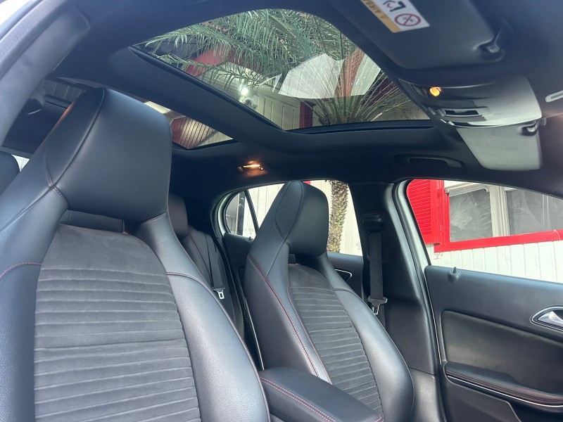 GLA 250 2.0 16V TURBO GASOLINA ENDURO 4P AUTOMÁTICO - 2018 - TRêS COROAS