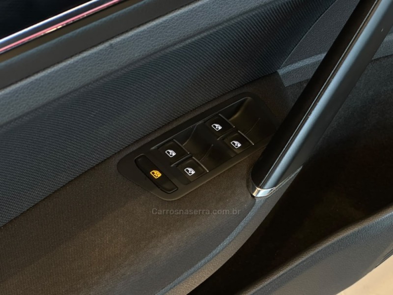 GOLF 2.0 TSI GTI 16V TURBO GASOLINA 4P AUTOMÁTICO - 2016 - CAXIAS DO SUL