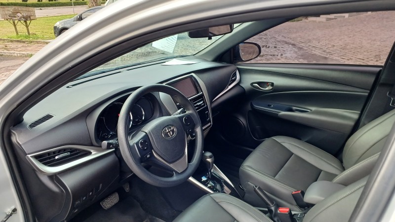YARIS 1.3 16V FLEX XL PLUS TECH MULTIDRIVE17 - 2020 - FLORES DA CUNHA