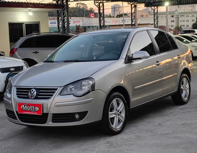 POLO 1.6 MI COMFORTLINE 8V FLEX 4P MANUAL - 2012 - CAXIAS DO SUL