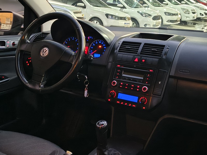 POLO 1.6 MI COMFORTLINE 8V FLEX 4P MANUAL - 2012 - CAXIAS DO SUL