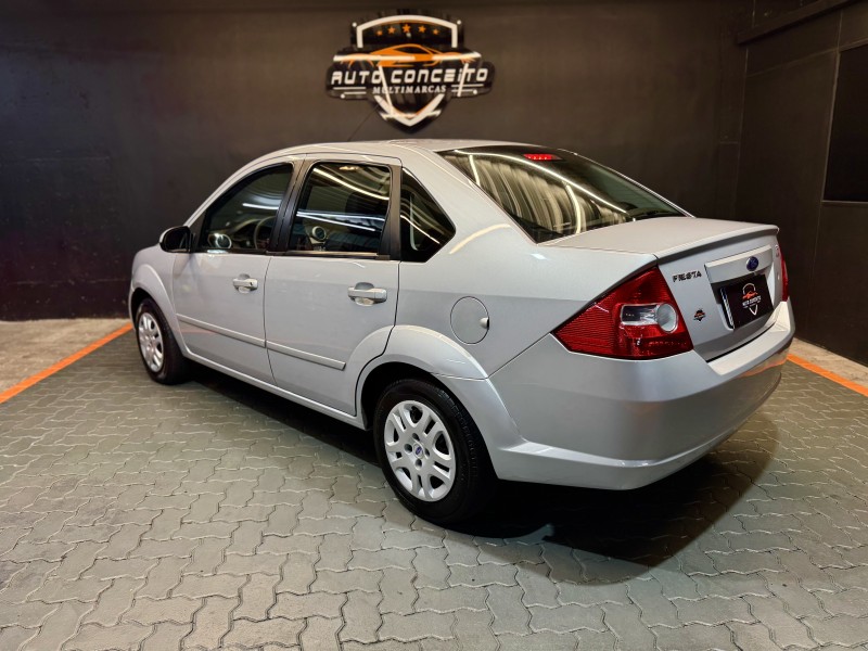 FIESTA 1.6 MPI SEDAN 8V FLEX 4P MANUAL - 2008 - CAXIAS DO SUL