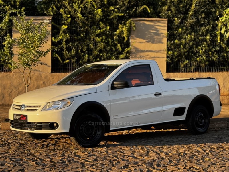 saveiro 1.6 mi trend cs 8v flex 2p manual g.v 2013 dois irmaos