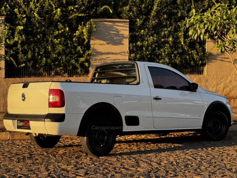 SAVEIRO 1.6 MI TREND CS 8V FLEX 2P MANUAL G.V - 2013 - DOIS IRMãOS