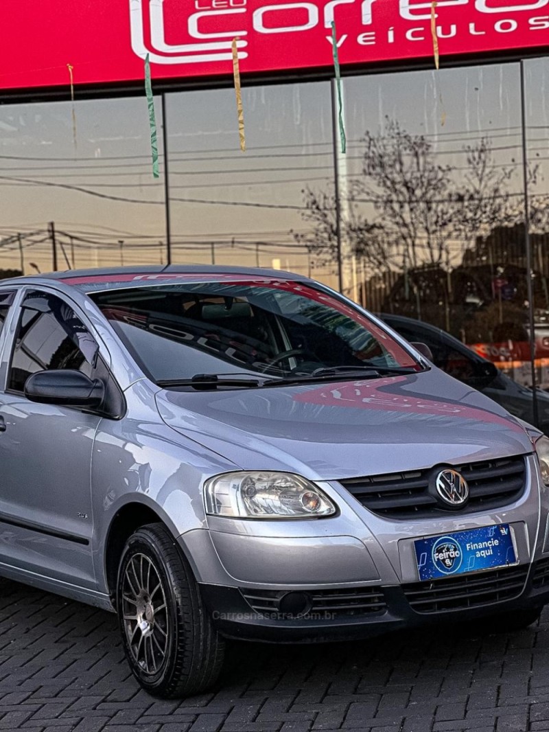FOX 1.6 MI PLUS 8V FLEX 4P MANUAL - 2008 - CANELA