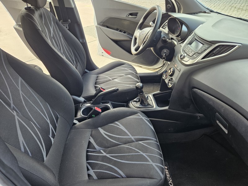 HB20 1.0 COMFORT PLUS 12V FLEX 4P MANUAL - 2015 - CAXIAS DO SUL