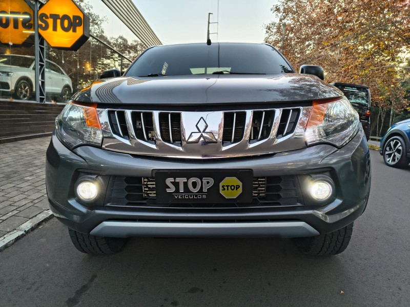 L200 TRITON 2.4 16V TURBO DIESEL SPORT GLS CD 4P 4X4 MANUAL - 2017 - DOIS IRMãOS