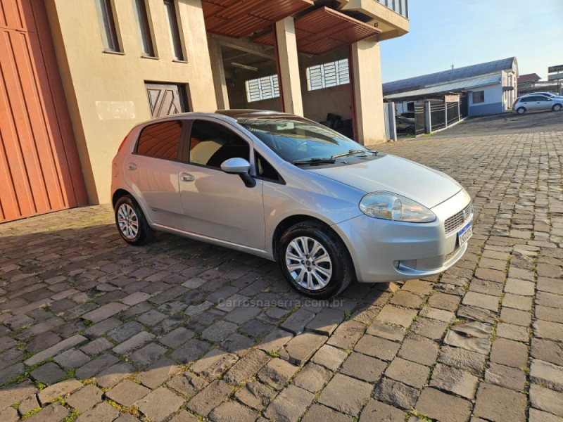 PUNTO 1.6 ESSENCE 16V FLEX 4P AUTOMATIZADO - 2012 - VERANóPOLIS