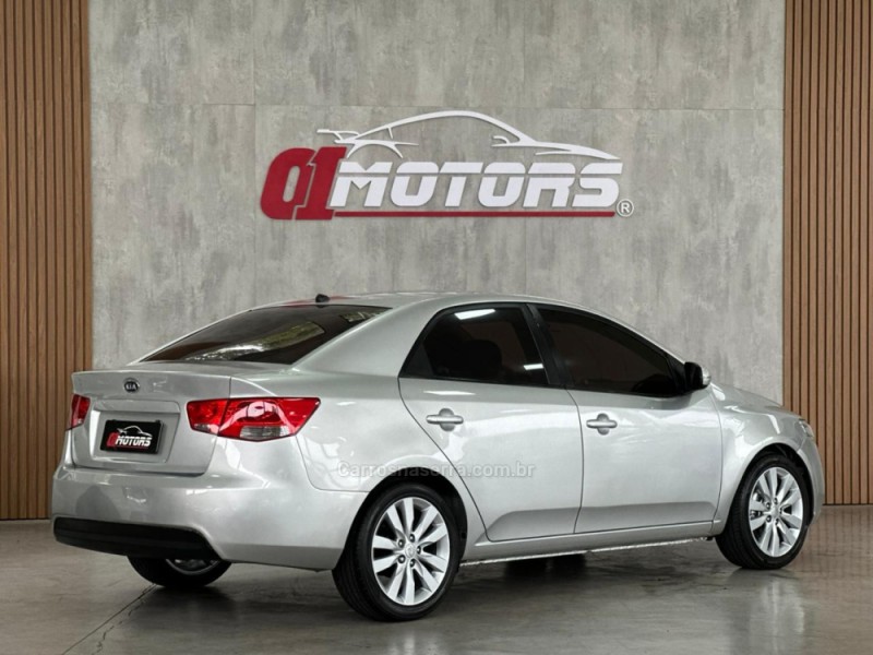 CERATO 1.6 E.213 SEDAN 16V GASOLINA 4P MANUAL - 2012 - NOVO HAMBURGO