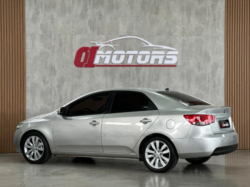 CERATO 1.6 E.213 SEDAN 16V GASOLINA 4P MANUAL - 2012 - NOVO HAMBURGO