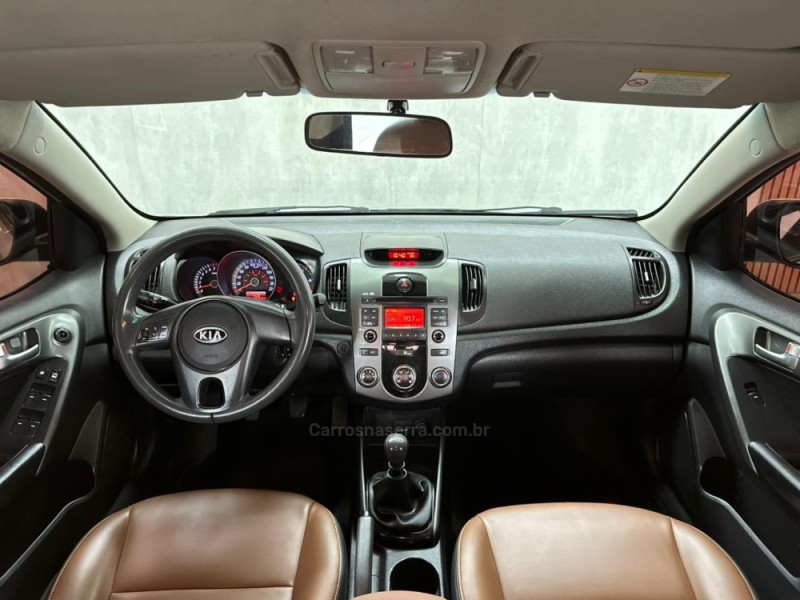 CERATO 1.6 E.213 SEDAN 16V GASOLINA 4P MANUAL - 2012 - NOVO HAMBURGO
