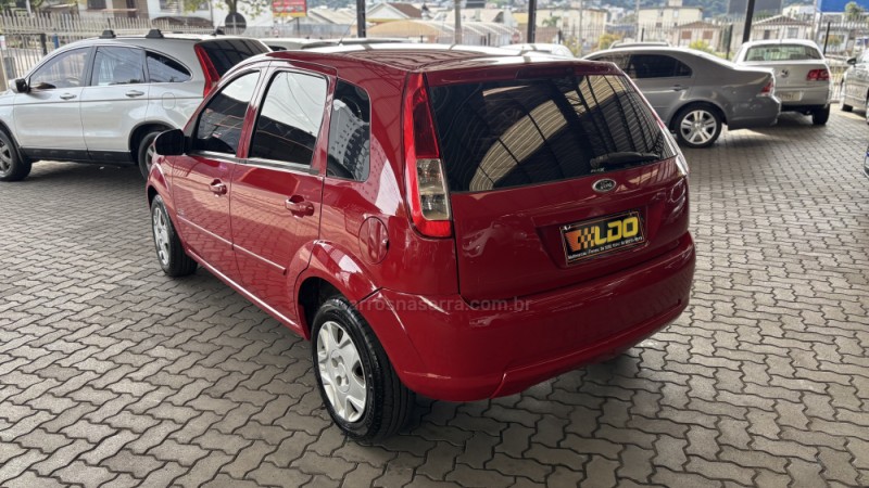 FIESTA 1.6 MPI 8V GASOLINA 4P MANUAL - 2010 - CAXIAS DO SUL