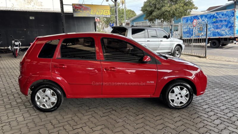 FIESTA 1.6 MPI 8V GASOLINA 4P MANUAL - 2010 - CAXIAS DO SUL