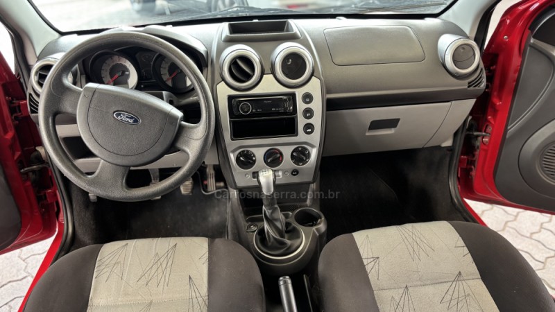 FIESTA 1.6 MPI 8V GASOLINA 4P MANUAL - 2010 - CAXIAS DO SUL