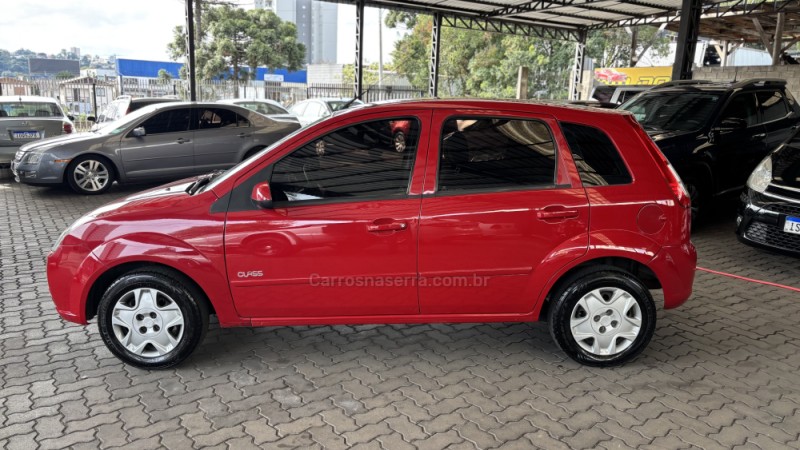 FIESTA 1.6 MPI 8V GASOLINA 4P MANUAL - 2010 - CAXIAS DO SUL