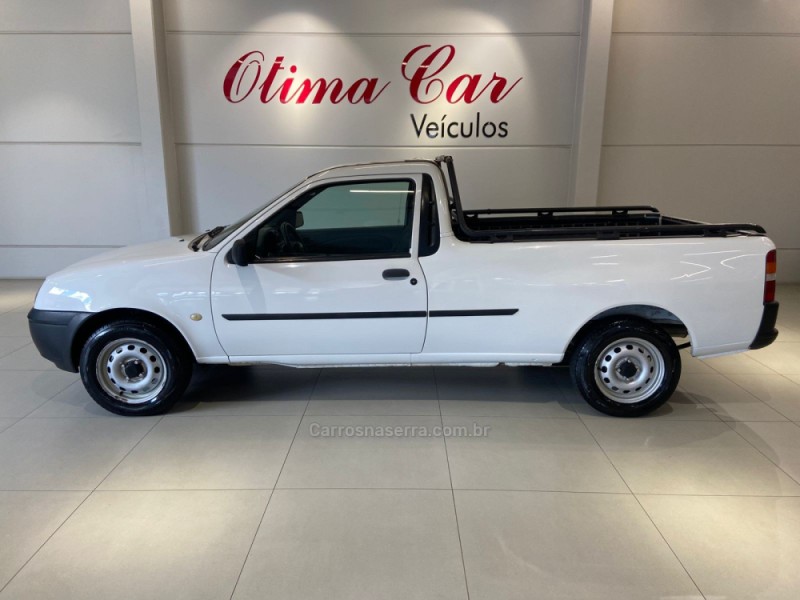 COURIER 1.6 L 8V FLEX MANUAL - 2004 - FLORES DA CUNHA