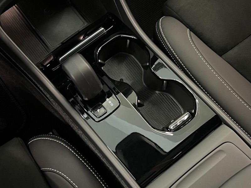 XC 40 P6 RECHARGE ELETRIC PLUS 4P AUTOMÁTICO - 2024 - FLORES DA CUNHA