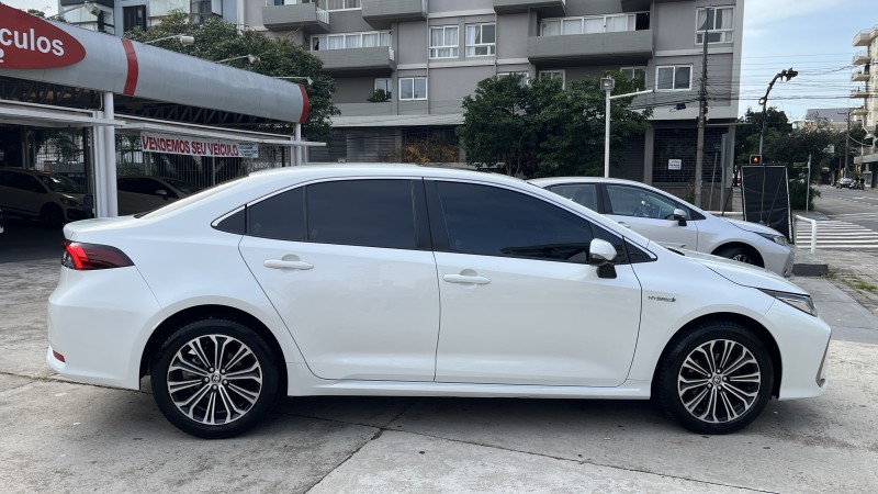COROLLA 1.8 ALTIS PREMIUM 16V HÍBRIDO 4P AUTOMÁTICO - 2023 - CAXIAS DO SUL