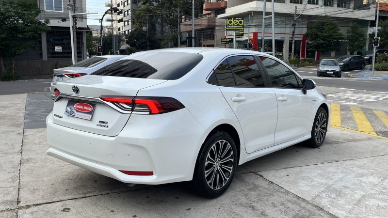 COROLLA 1.8 ALTIS PREMIUM 16V HÍBRIDO 4P AUTOMÁTICO - 2023 - CAXIAS DO SUL