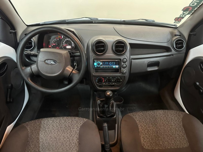 KA 1.0 MPI CLASS 8V FLEX 2P MANUAL - 2013 - NOVO HAMBURGO