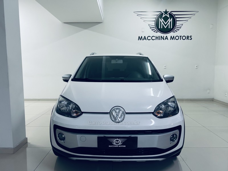 UP 1.0 TSI CROSS 12V FLEX 4P MANUAL - 2016 - CAXIAS DO SUL