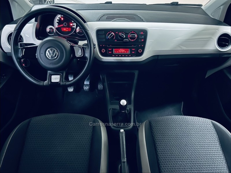 UP 1.0 TSI CROSS 12V FLEX 4P MANUAL - 2016 - CAXIAS DO SUL