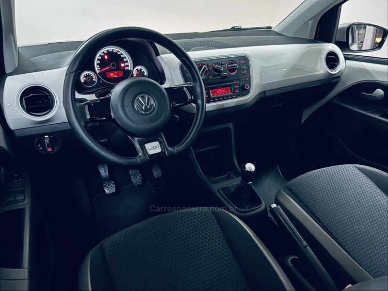 UP 1.0 TSI CROSS 12V FLEX 4P MANUAL - 2016 - CAXIAS DO SUL