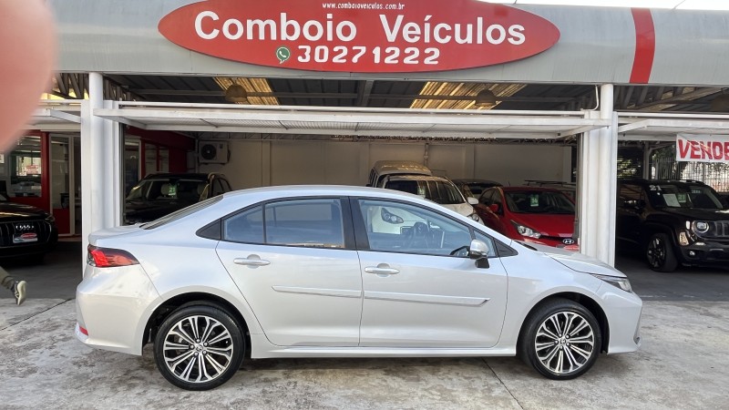 COROLLA 2.0 XEI 16V FLEX 4P AUTOMÁTICO - 2023 - CAXIAS DO SUL