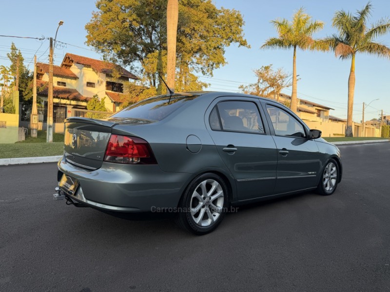 VOYAGE 1.6 MI COMFORTLINE 8V FLEX 4P MANUAL - 2012 - SãO LEOPOLDO