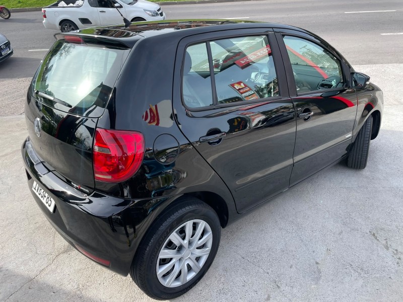 FOX 1.0 MI TRENDLINE 8V FLEX 4P MANUAL - 2014 - CAXIAS DO SUL