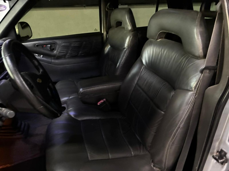 BLAZER 2.5 4X2 8V TURBO DIESEL 4P MANUAL - 1999 - BOM PRINCíPIO