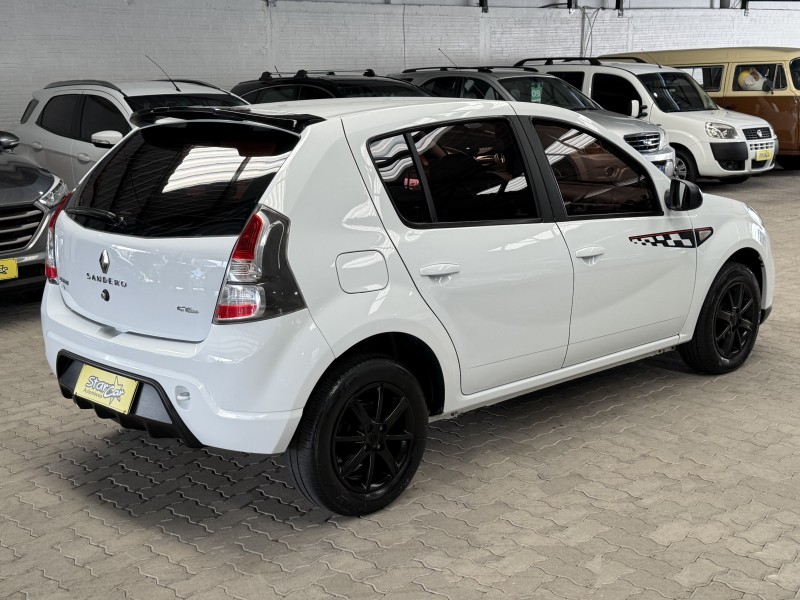 SANDERO 1.6 GT LINE LIMITED FLEX 4P MANUAL - 2014 - CAXIAS DO SUL