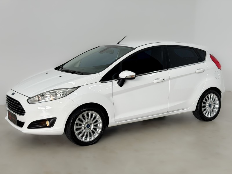 FIESTA 1.6 TITANIUM HATCH 16V FLEX 4P AUTOMÁTICO - 2014 - CAXIAS DO SUL