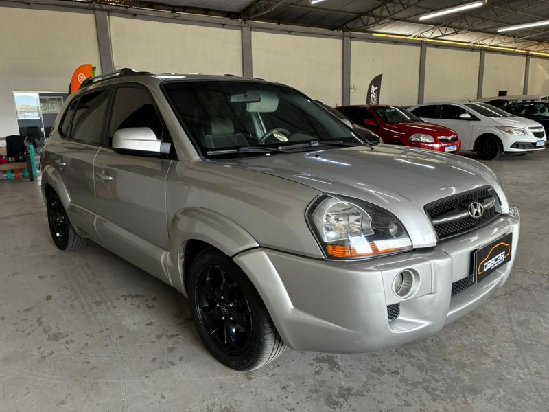 TUCSON 2.0 MPFI GL 16V 142CV 2WD GASOLINA 4P AUTOMÁTICO - 2008 - BOM PRINCíPIO