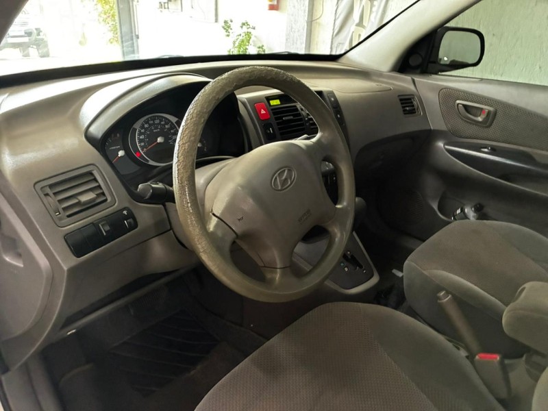 TUCSON 2.0 MPFI GL 16V 142CV 2WD GASOLINA 4P AUTOMÁTICO - 2008 - BOM PRINCíPIO