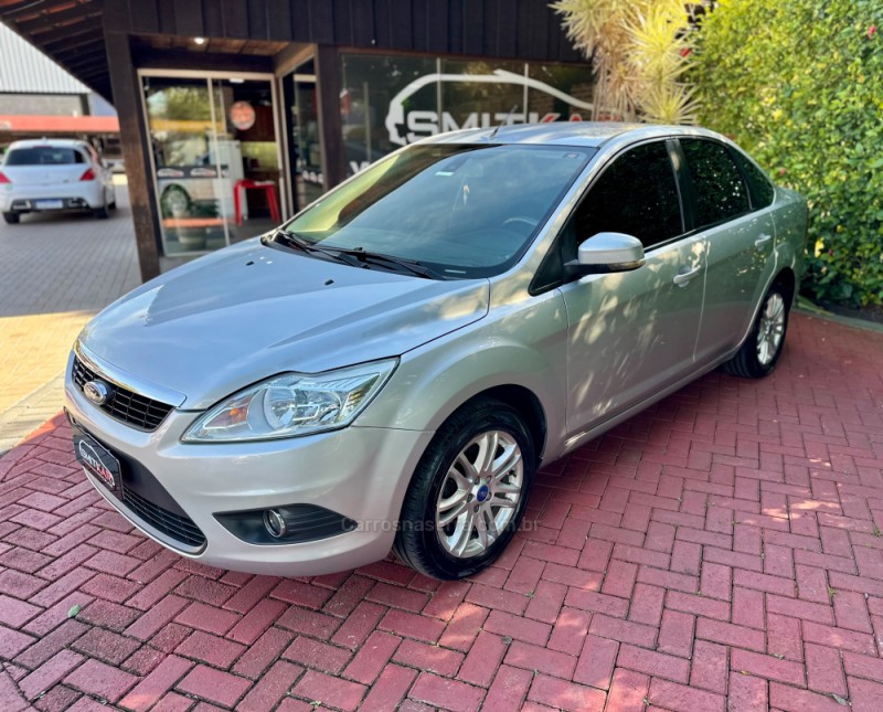 focus 2.0 sedan 16v gasolina 4p manual 2012 rolante