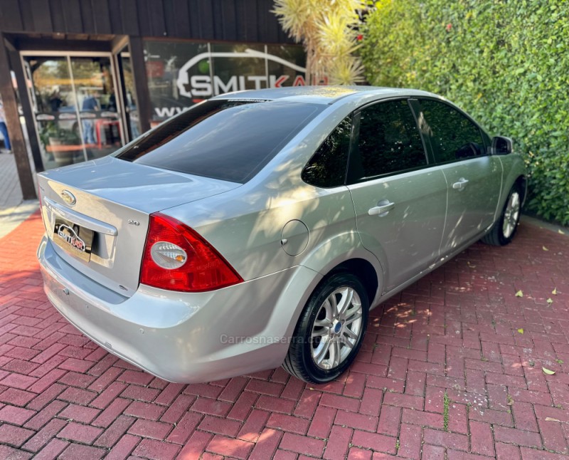 FOCUS 2.0 SEDAN 16V GASOLINA 4P MANUAL - 2012 - ROLANTE