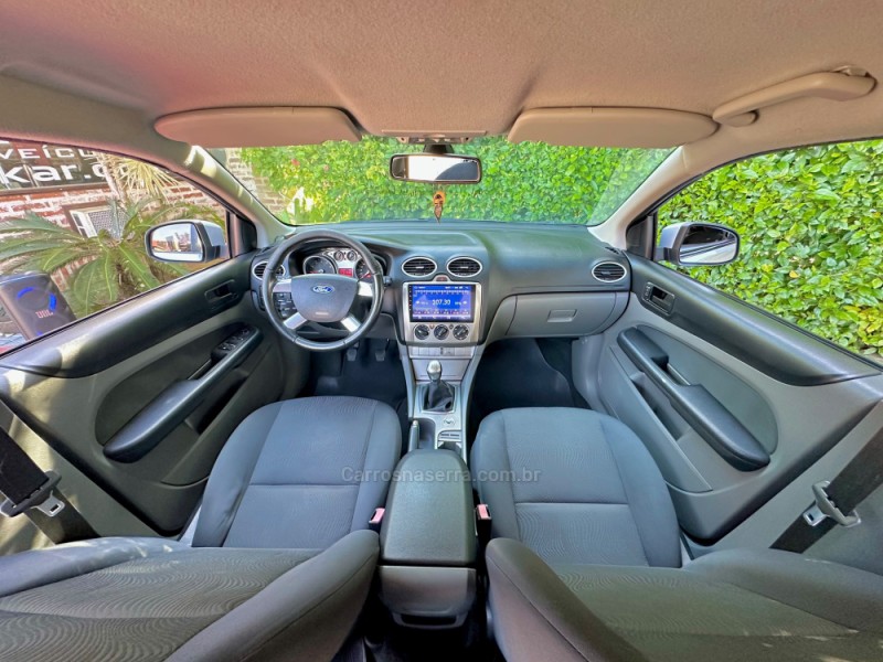 FOCUS 2.0 SEDAN 16V GASOLINA 4P MANUAL - 2012 - ROLANTE