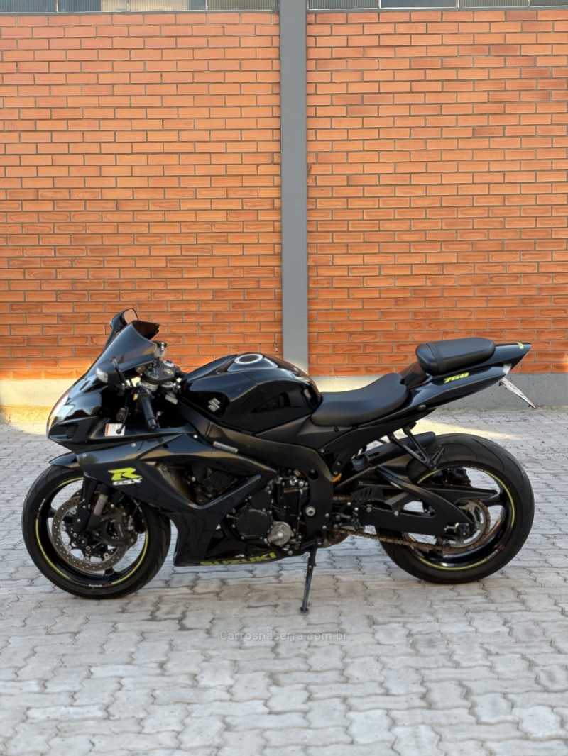 GSXR 750 - 2009 - CAXIAS DO SUL
